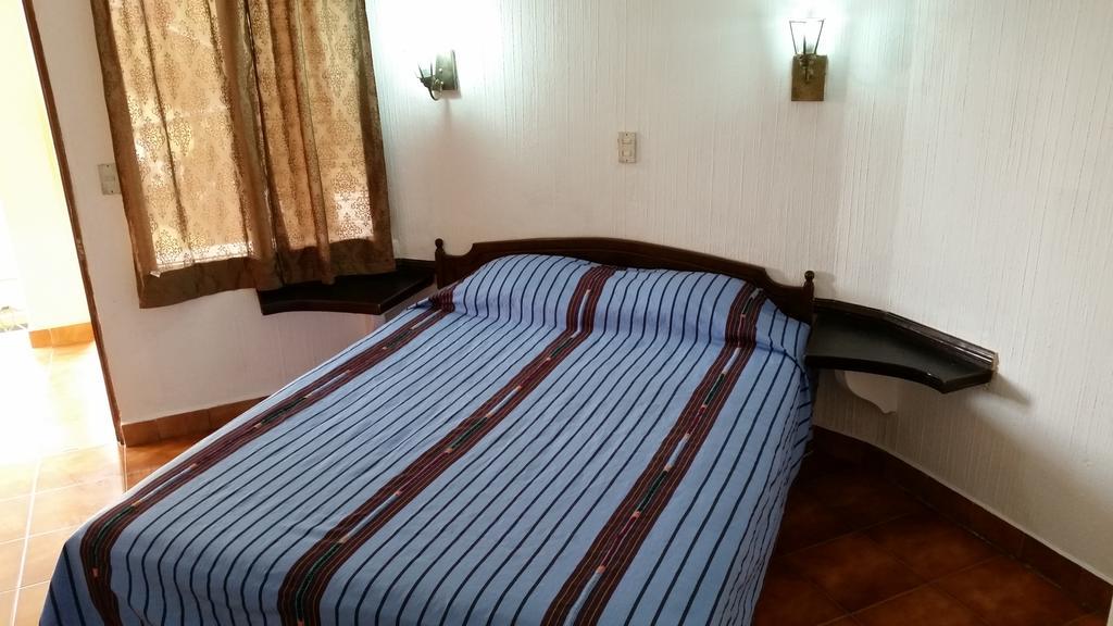 Perla Maya Hotel Panajachel Room photo